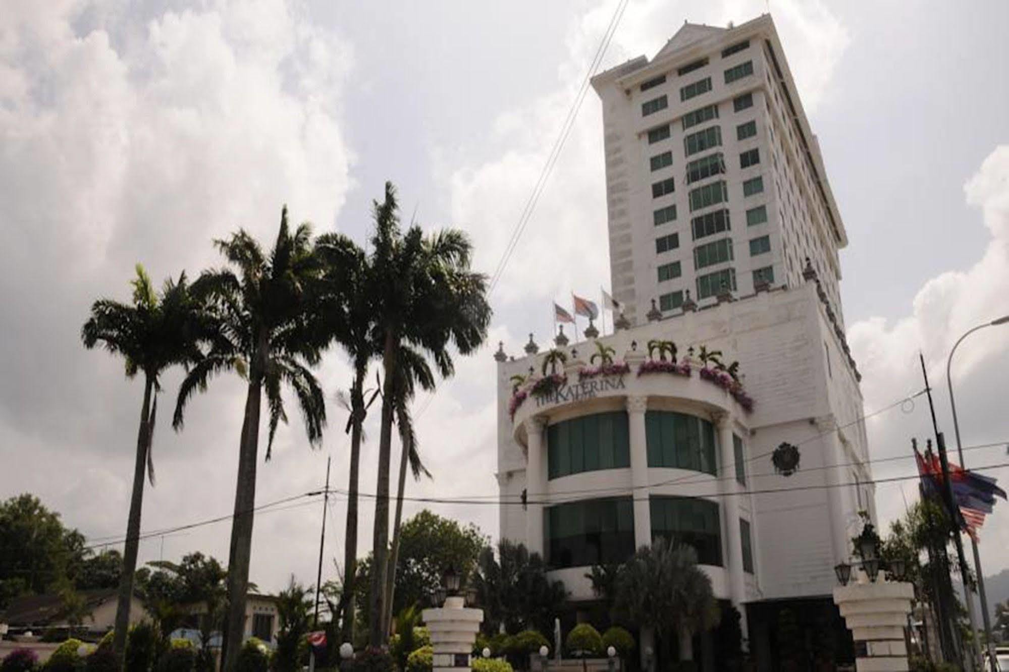 The Katerina Hotel Batu Pahat Bagian luar foto